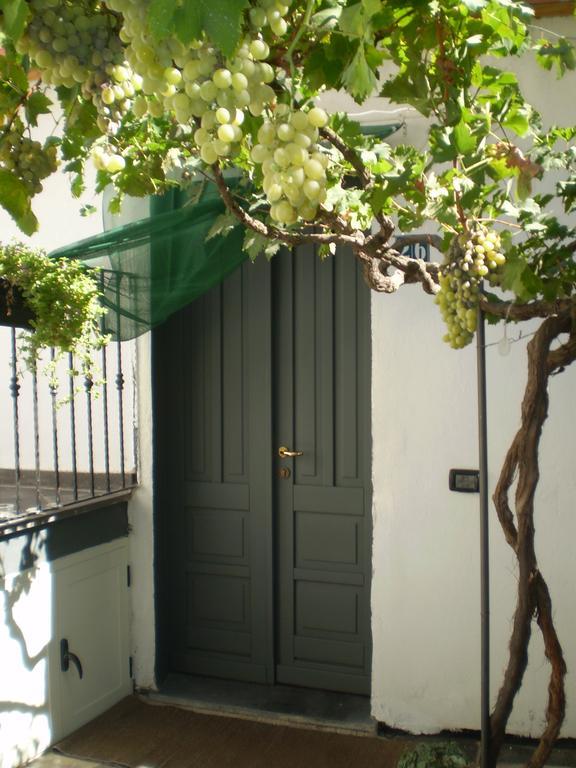 Il Giardino Di Emilio Bed & Breakfast Marrùbiu Eksteriør bilde