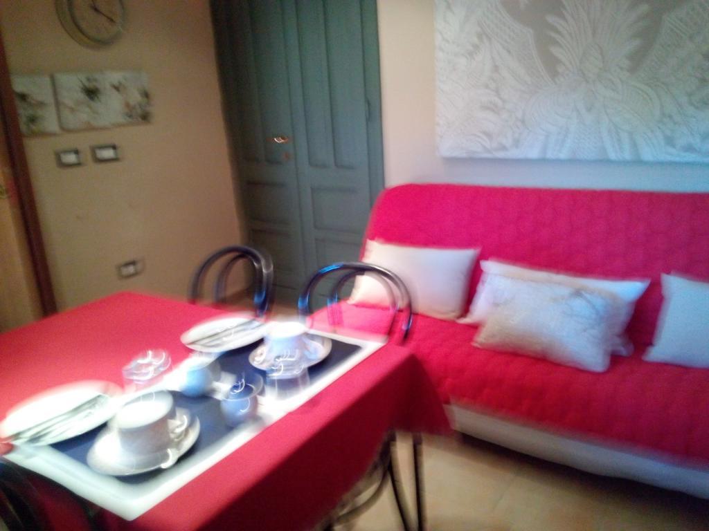 Il Giardino Di Emilio Bed & Breakfast Marrùbiu Eksteriør bilde
