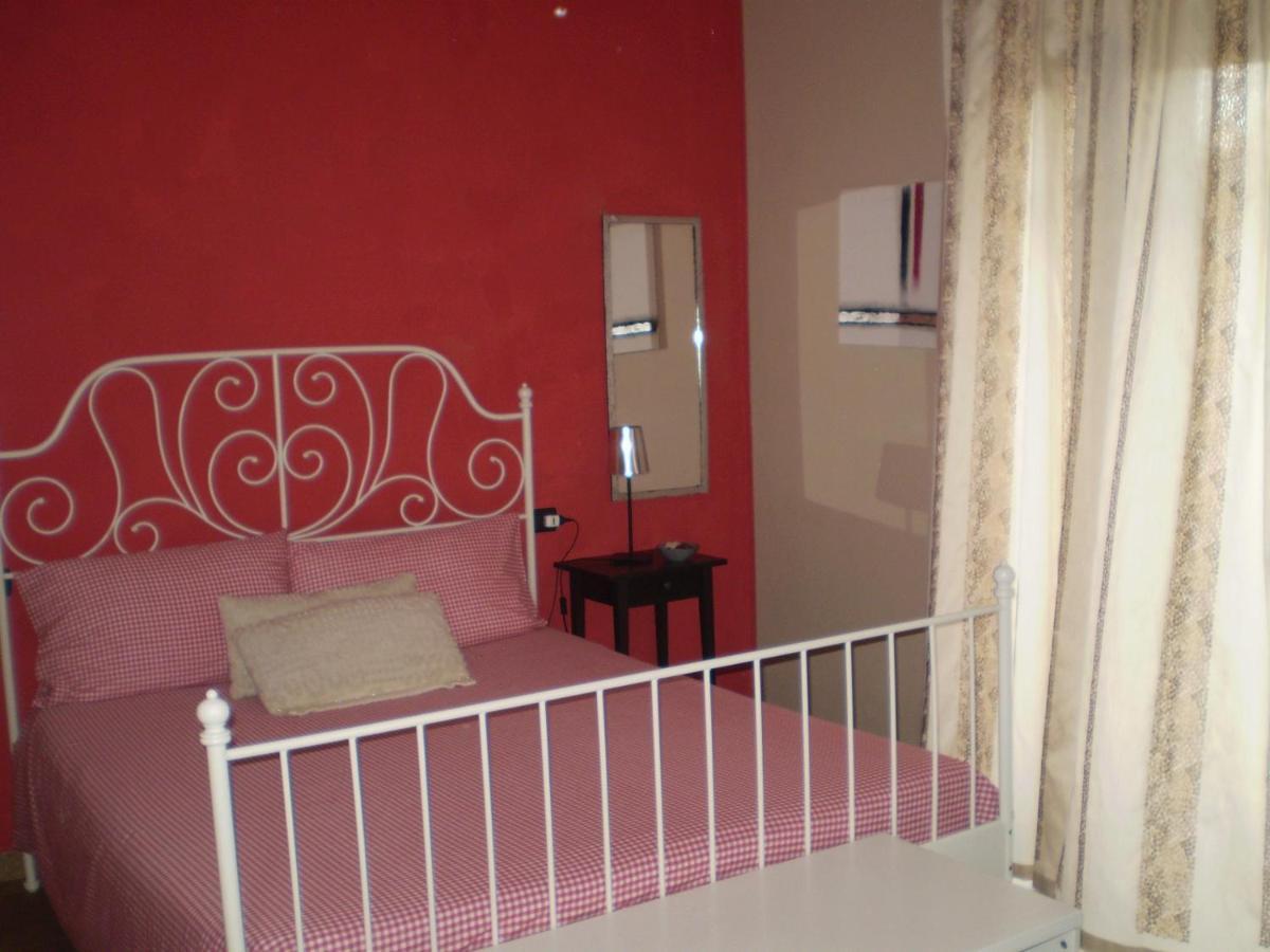 Il Giardino Di Emilio Bed & Breakfast Marrùbiu Rom bilde